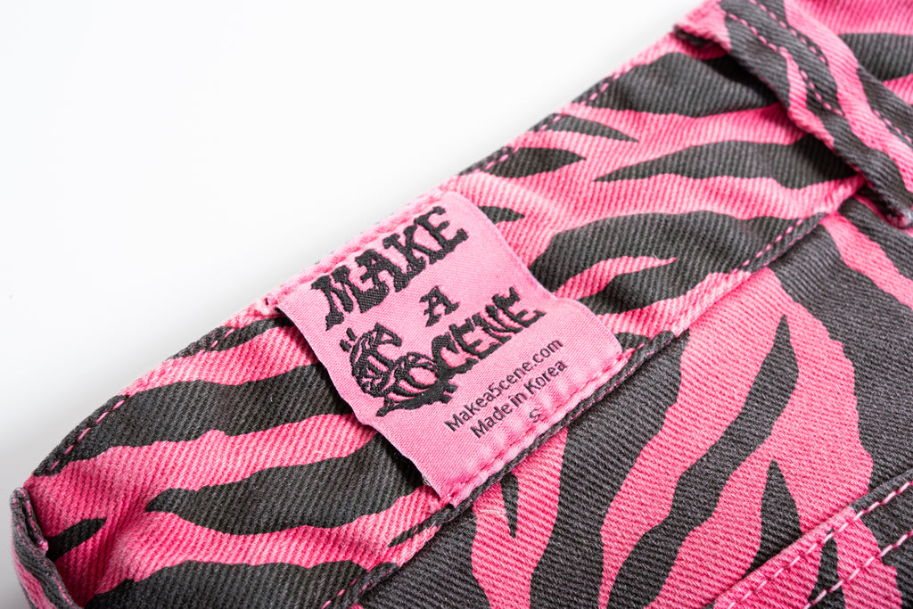 Zebra Lov:3 shorts