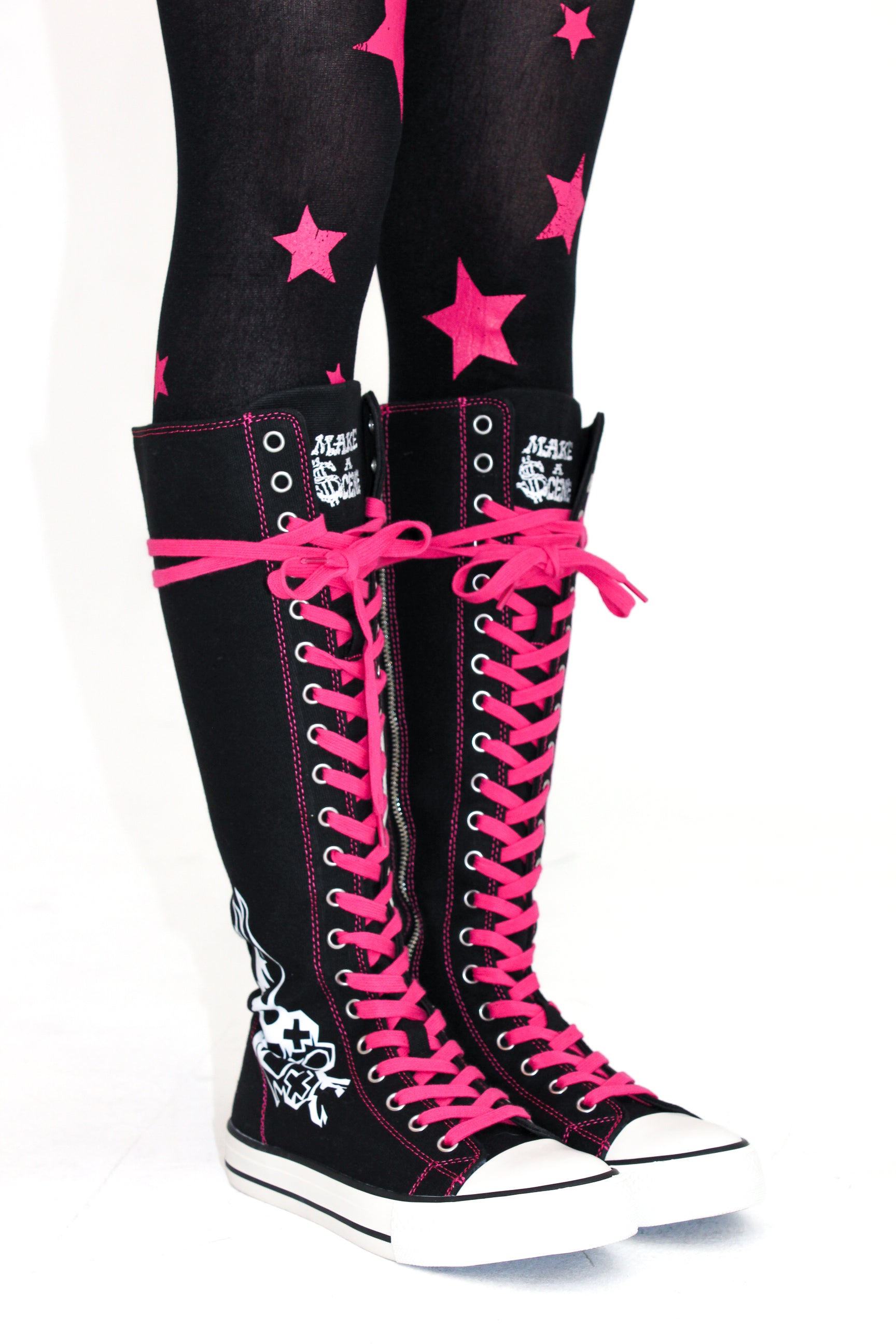 Nom Nom Black boots – make a $cene